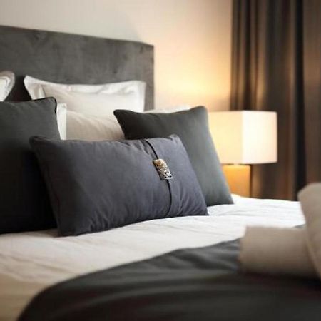 Fivos Luxury Suite Ateny Zewnętrze zdjęcie