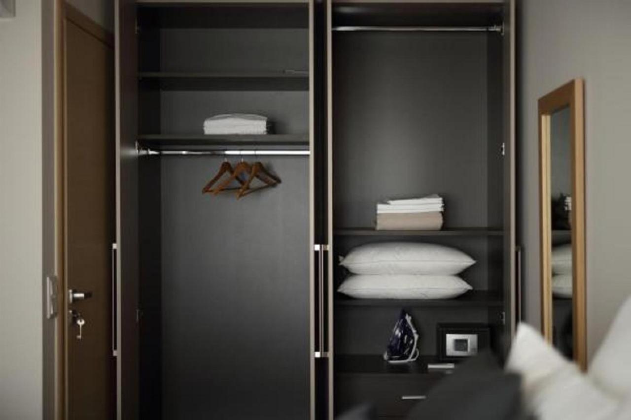Fivos Luxury Suite Ateny Zewnętrze zdjęcie
